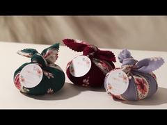 ROSSLYN Blooming Secrets geparfumeerde zeep 165g - handgemaakte zeep met bloemenstof verpakt